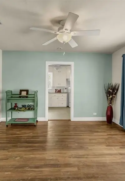 1715 N Oak Avenue, Mineral Wells TX 76067 - Photo 5