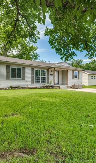 2316 Cunningham Street, Irving TX 75062 - Photo 2