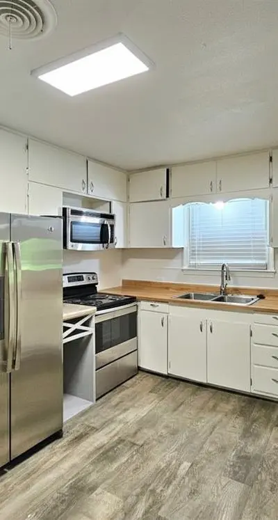 2505 Campbell Street, Commerce TX 75428 - Photo 3