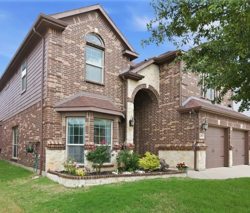 1425 Soaptree Lane, Fort Worth TX 76177