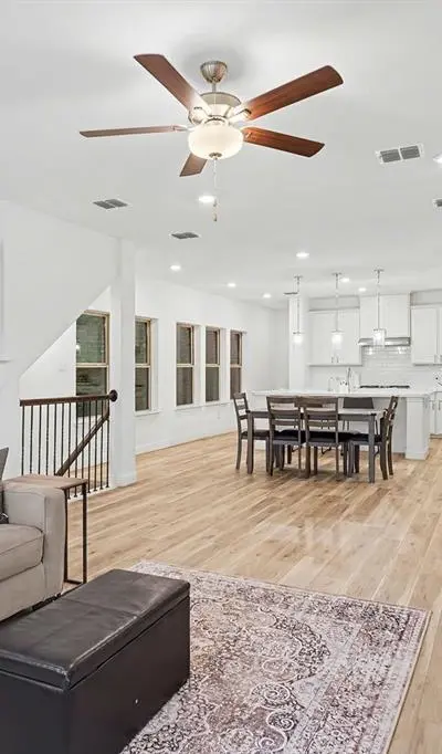 213 Settlers Way, Euless TX 76040 - Photo 5