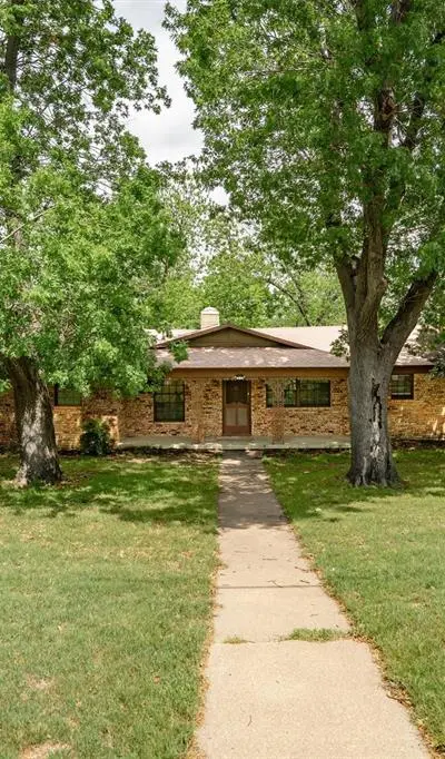 5000 Circle Ridge Drive W, Fort Worth TX 76114