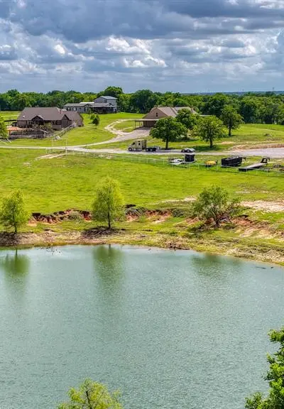 303 Private Road 3365, Boyd TX 76023
