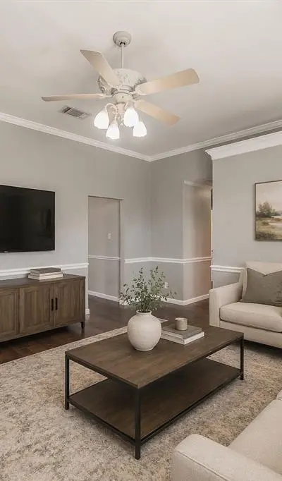 520 Kelley Court, Fort Worth TX 76120 - Photo 2