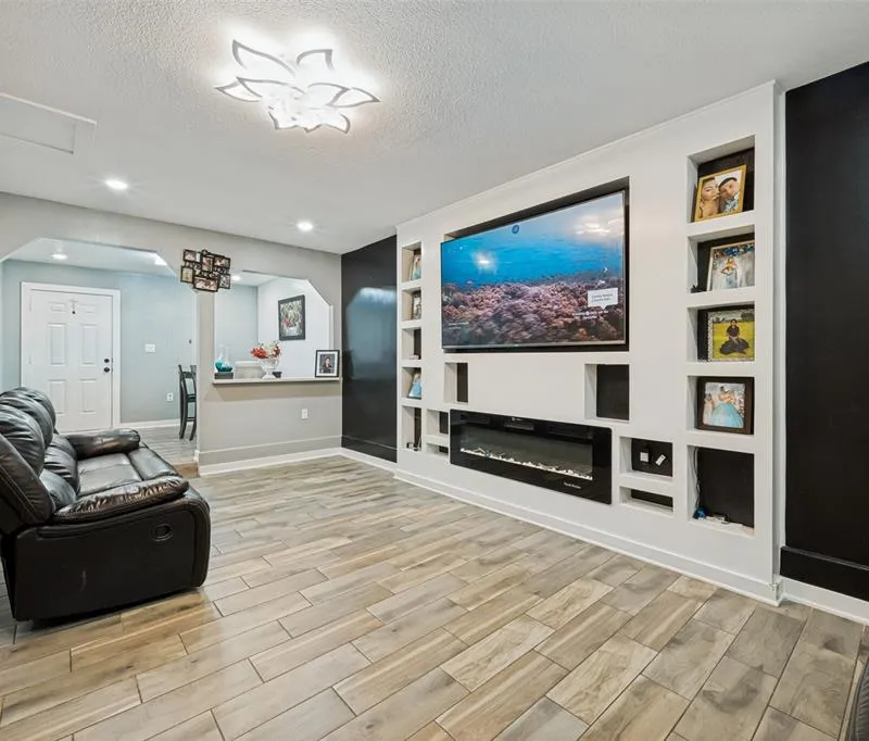 4332 Quails Lane, Fort Worth TX 76119