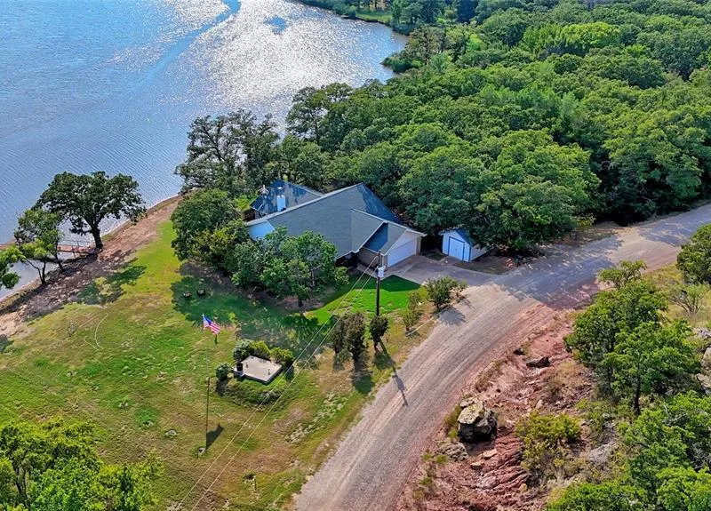137 Apache Trail, Nocona TX 76255
