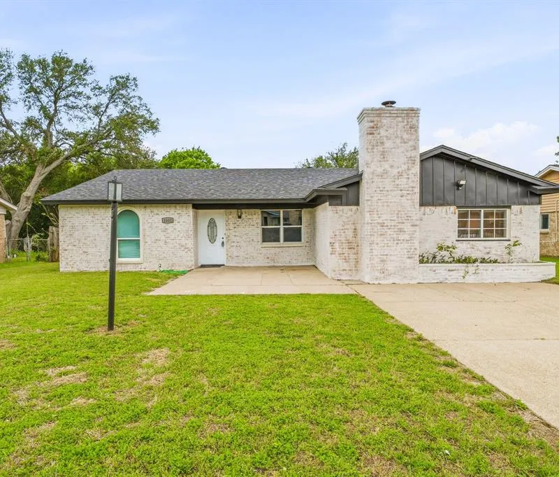 1602 Marie Terrace, Arlington TX 76010