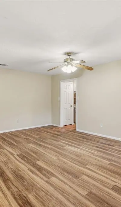 1602 Marie Terrace, Arlington TX 76010 - Photo 4