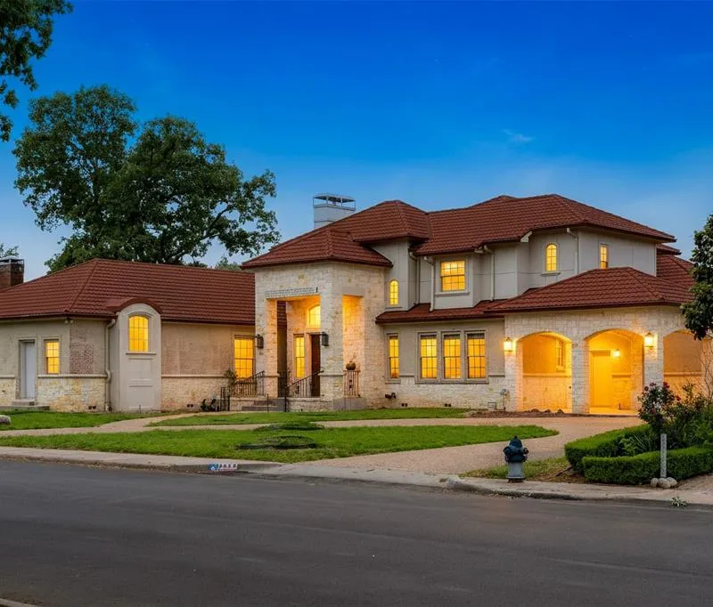 1513 Canyon Oaks Drive, Irving TX 75061