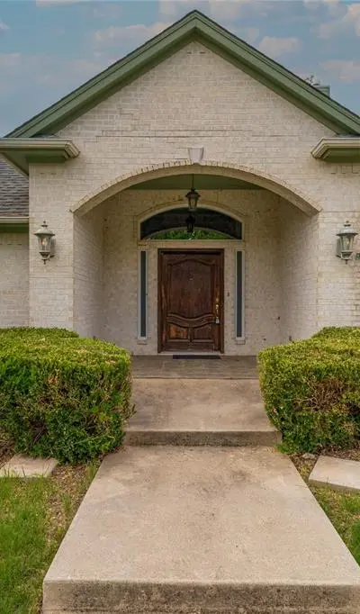 603 Runaway Bay Drive, Runaway Bay TX 76426 - Photo 4