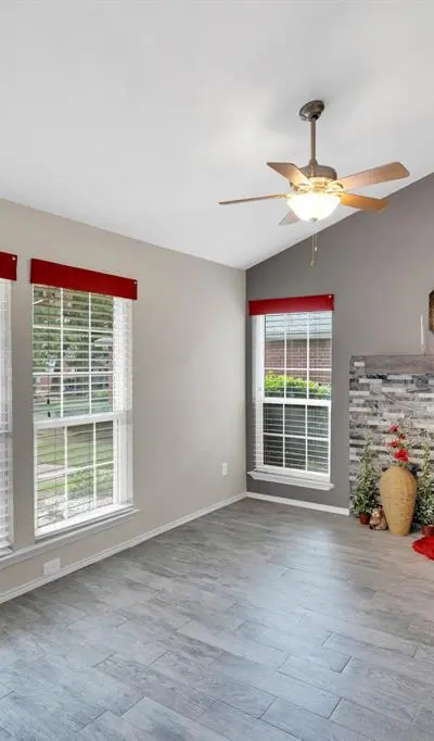 1440 Meadowood Village Drive, Fort Worth TX 76120 - Photo 4