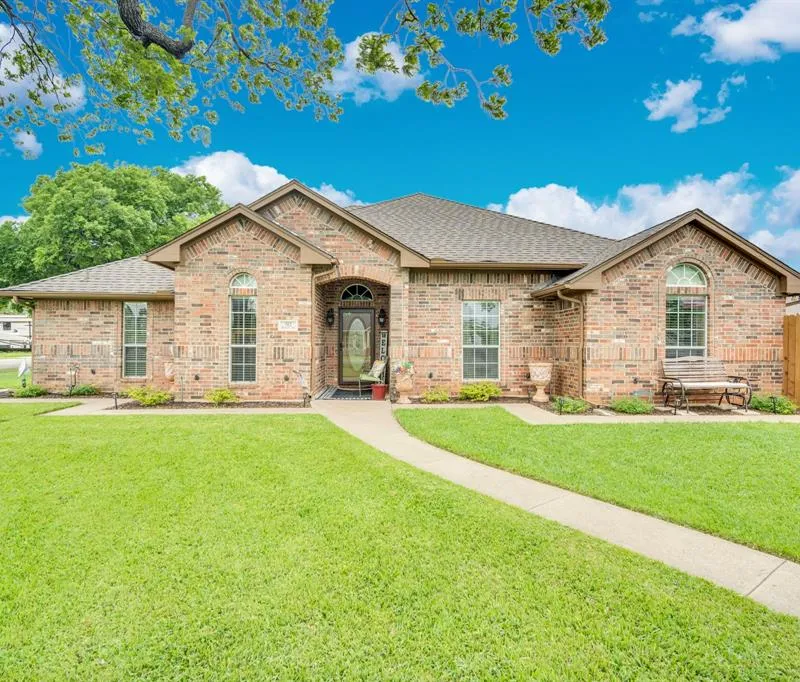 502 Main Street, Maypearl TX 76064