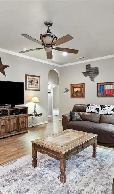 8424 Marianna Way, Alvarado TX 76009 - Photo 4