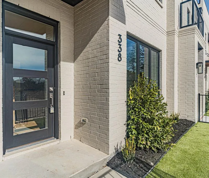 344 Nursery Lane, Fort Worth TX 76114