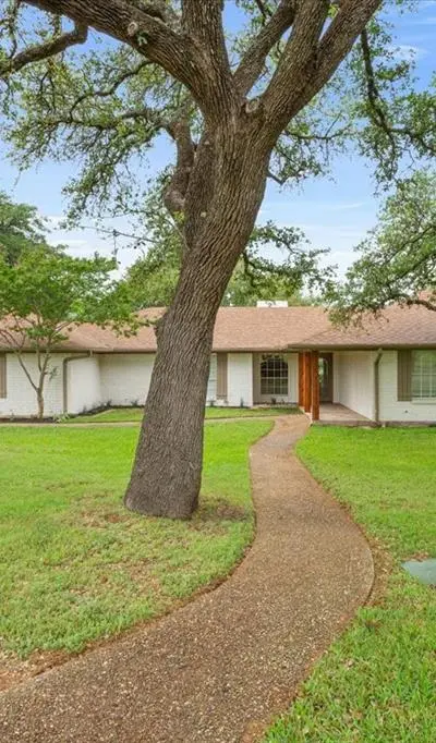153 Eagle Canyon Drive, China Spring TX 76633 - Photo 3