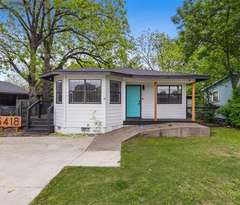5418 Singleton Boulevard, Dallas TX 75212