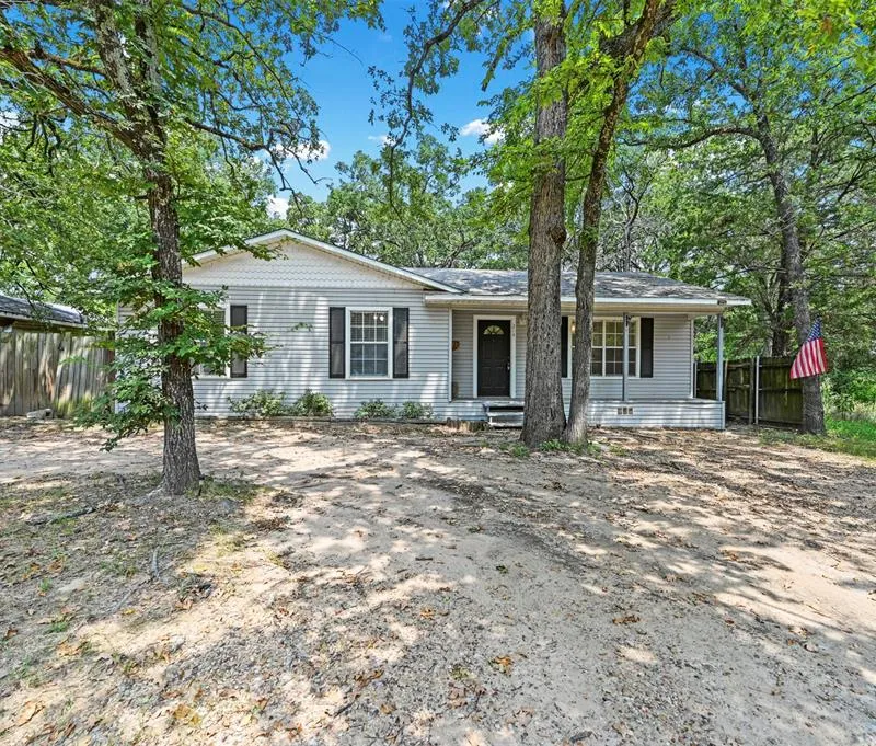 214 Wildflower Drive, Gun Barrel City TX 75156