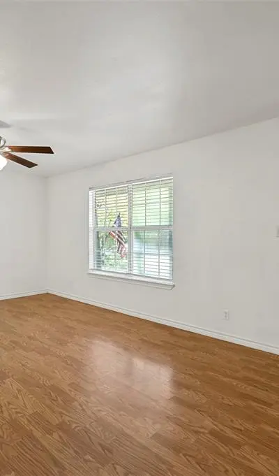 214 Wildflower Drive, Gun Barrel City TX 75156 - Photo 5
