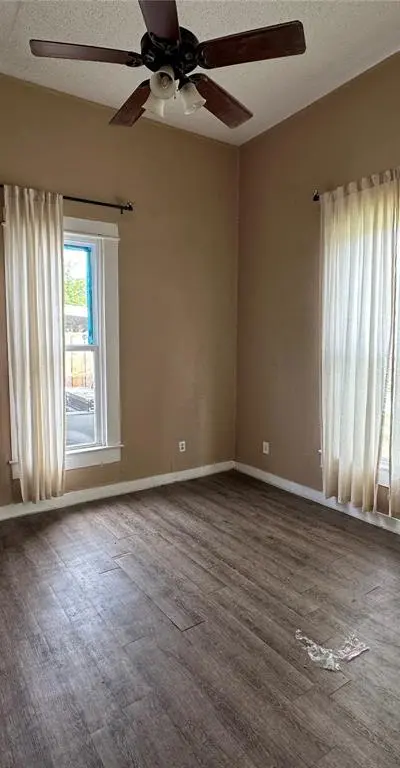 1405 Caddo Street, Commerce TX 75428 - Photo 5