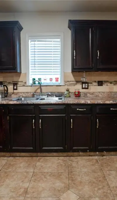 1114 Alexander Street, Irving TX 75061 - Photo 4