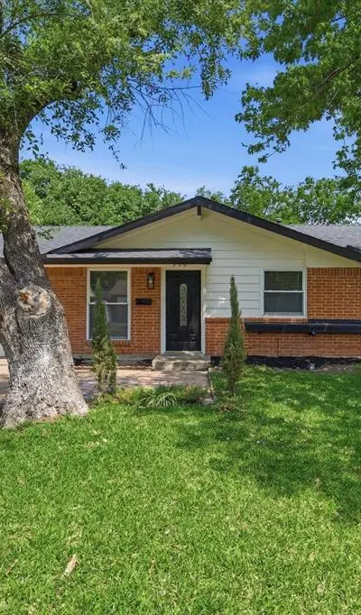 306 Baron Place, Grand Prairie TX 75051
