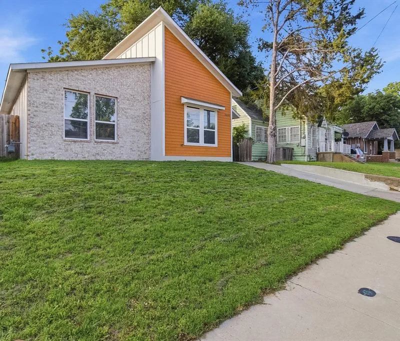 2603 Pine Street, Dallas TX 75215
