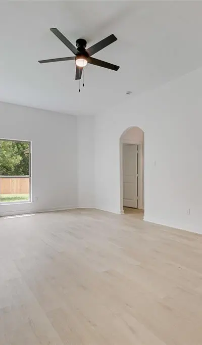 2718 Mossglen Drive, Dallas TX 75227 - Photo 4