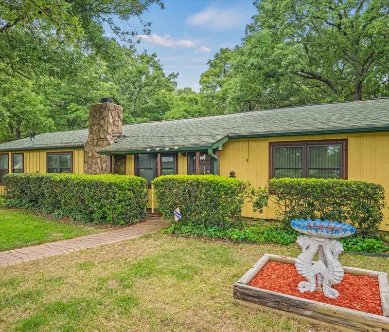 1879 County Road 3302, Greenville TX 75402