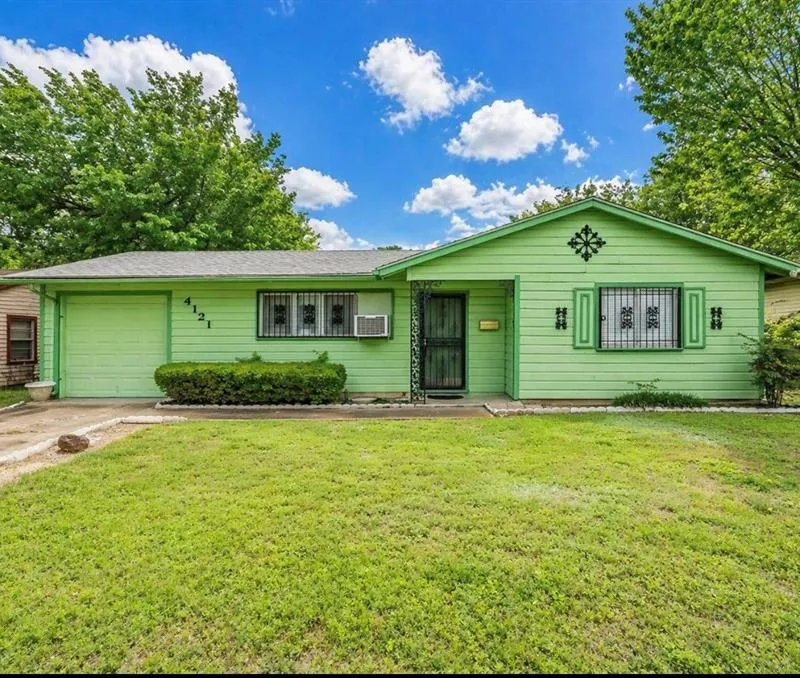 4121 Wilhelm Street, Fort Worth TX 76119