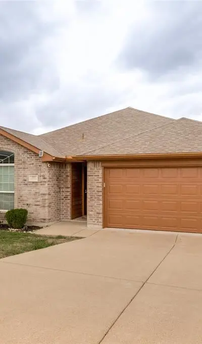 7813 Oak Garden Trail, Dallas TX 75232 - Photo 3