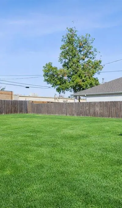 2624 Ryan Avenue, Fort Worth TX 76110 - Photo 2