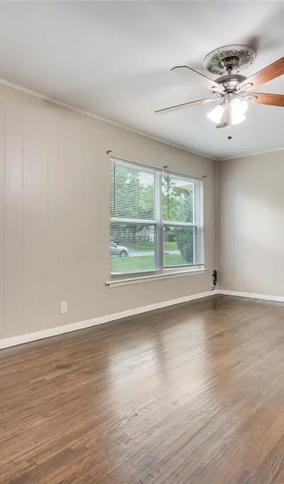 1110 Lucille Street, Irving TX 75060 - Photo 4