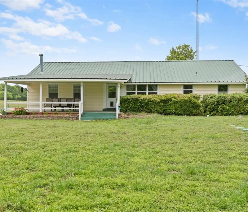7626 Fm 1002 S, Big Sandy TX 75755