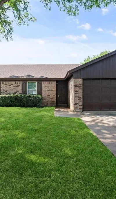4204 Maple Springs Drive, Arlington TX 76001
