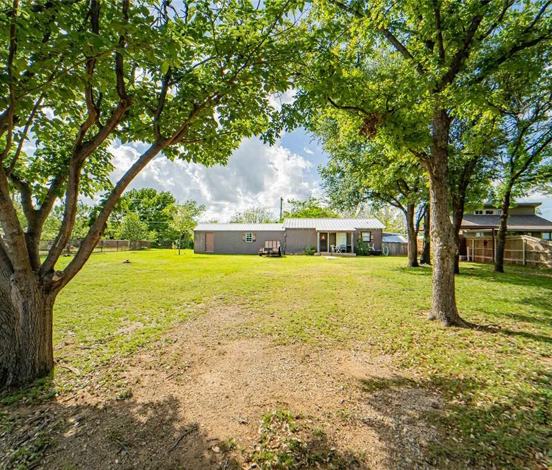 125 Water District Road 214, Breckenridge TX 76424