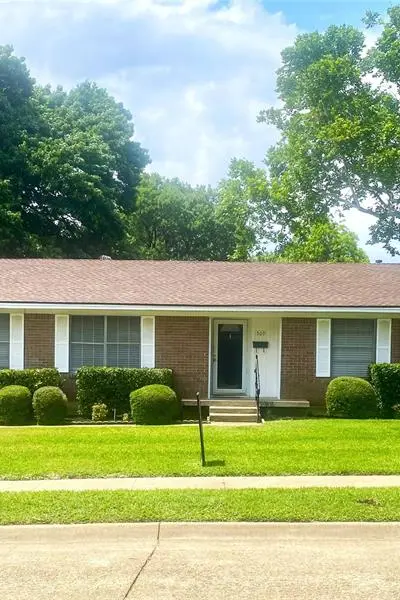 509 Nesbit Drive, Garland TX 75041