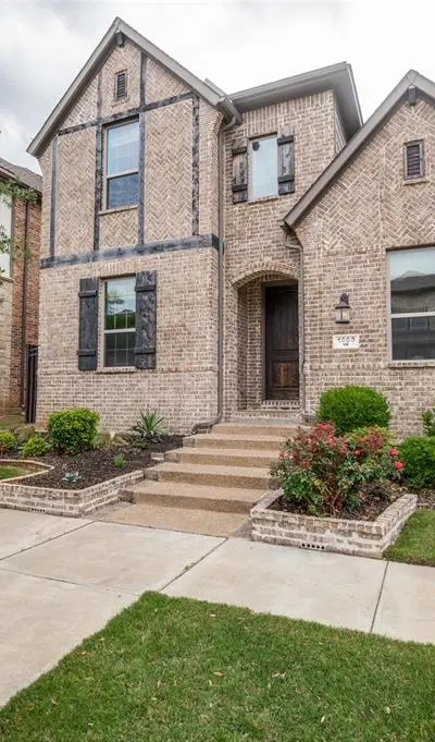 1500 White Squall Trail, Arlington TX 76005 - Photo 2