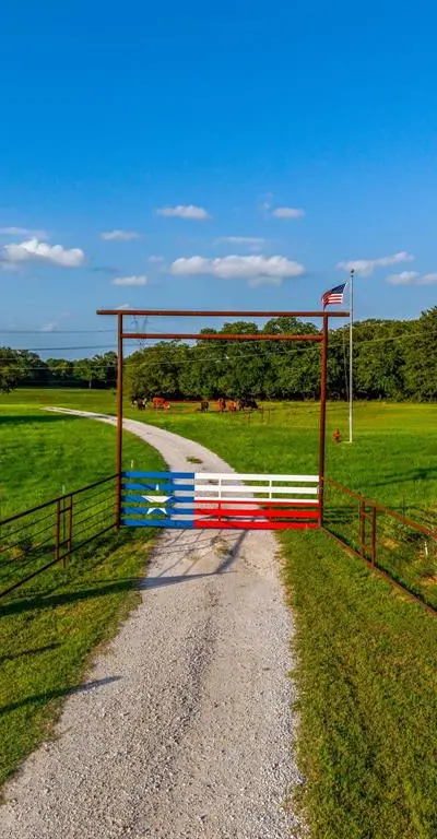 141 County Road 4793, Boyd TX 76023