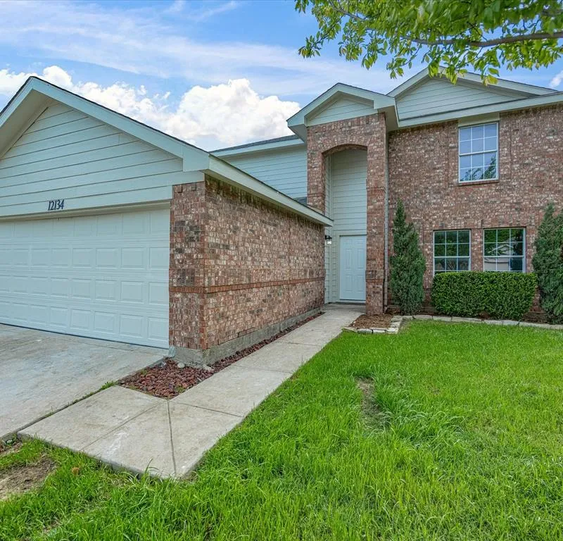 12134 Shine Avenue, Rhome TX 76078