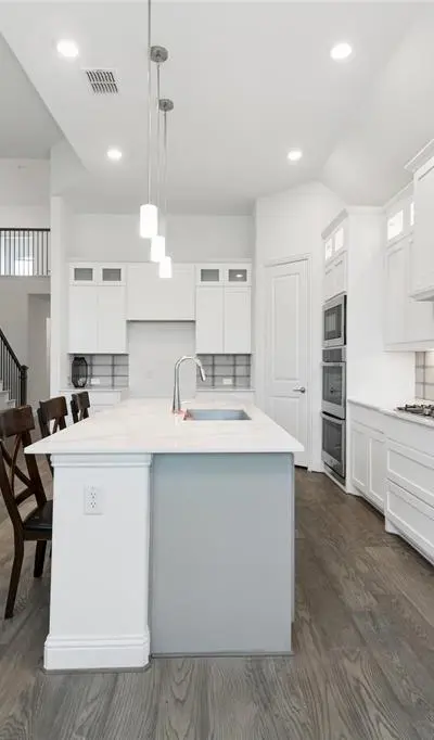 8227 Vitex Avenue, Dallas TX 75252 - Photo 4