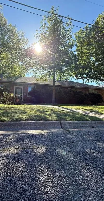 2200 Agnew Street, Bonham TX 75418
