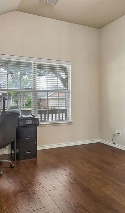 9118 Rainland Court, Arlington TX 76002 - Photo 5