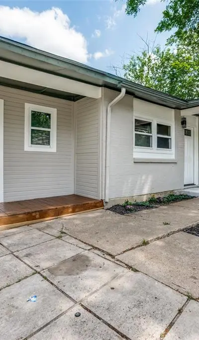 1413 Lackland Street, Arlington TX 76010 - Photo 2