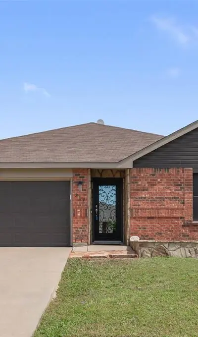 317 Quail Crossing Drive, Sanger TX 76266