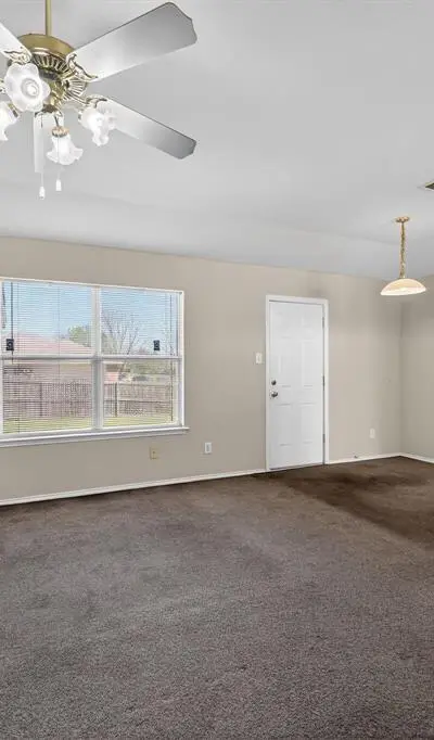 1715 Reynolds Street, Lancaster TX 75134 - Photo 3
