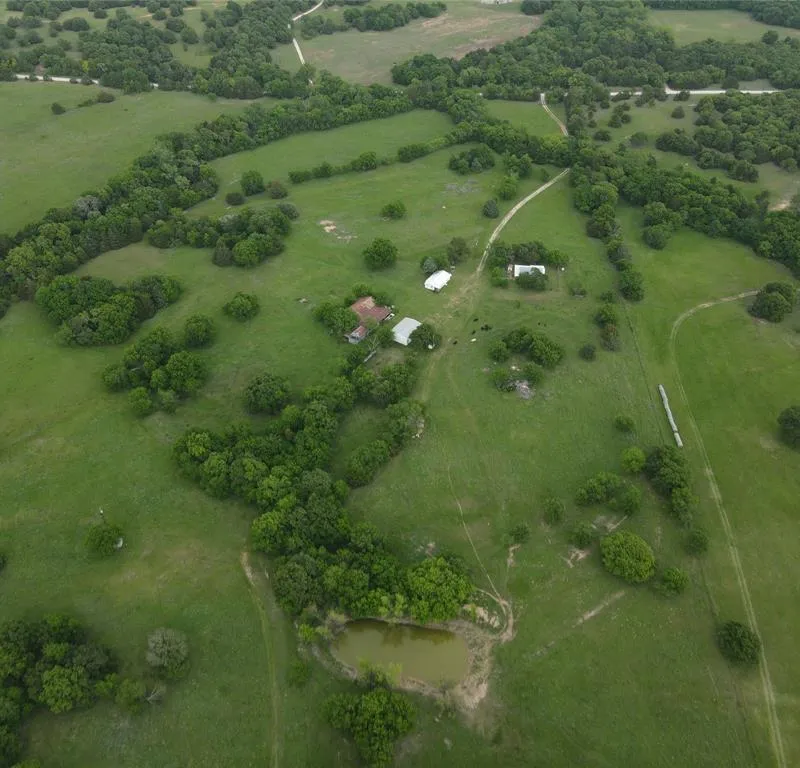 5444 Well Service Road, Bowie TX 76230