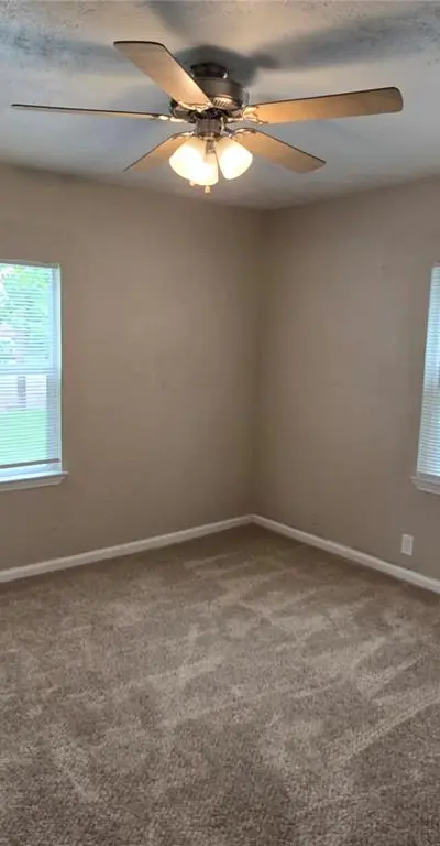 515 Elkhart Avenue, Dallas TX 75217 - Photo 5