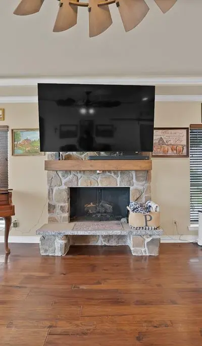 100 Shadle Ridge Court, Poolville TX 76487 - Photo 4