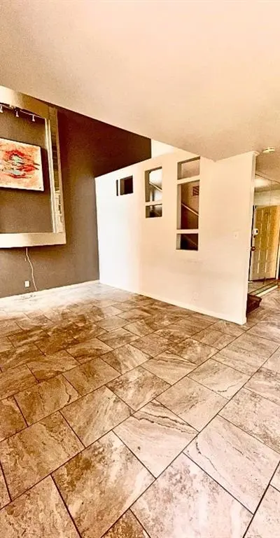 556 E Avenue J # B, Grand Prairie TX 75050 - Photo 2