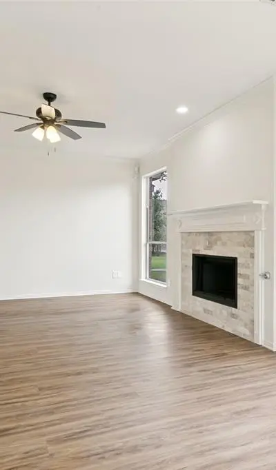 331 Lakeside Drive, Shady Shores TX 76208 - Photo 4